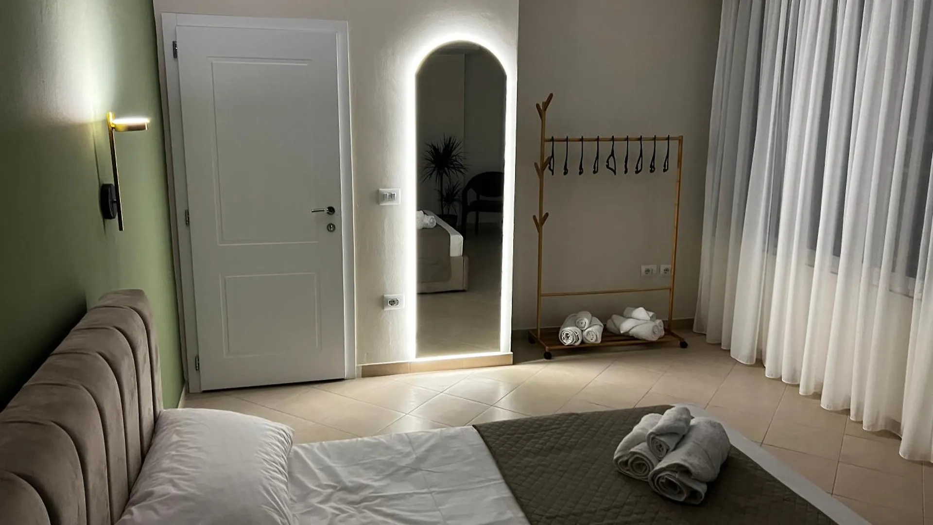 Sunset Charm Retreat Tirana With Panorama View Apartment